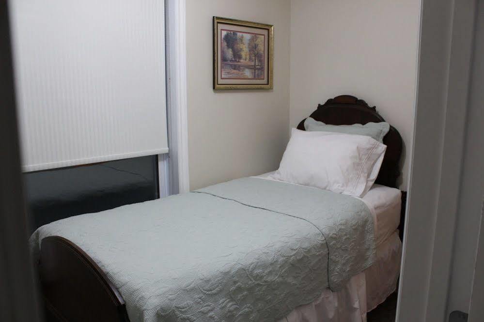Honeycomb Bed & Breakfast Onanole Exterior foto
